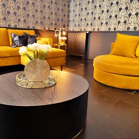 Gatsby River I Apartment *